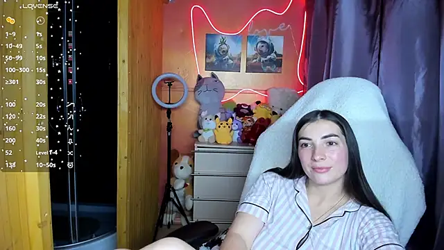 Snapshot of Fiery_Brunette_ chatting on September 23, 2025, 3:19 pm Fiery Brunette online show from September 23, 2025, 3:19 pm