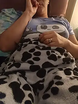 BitterMomXxx online show from July 29, 2026, 2:44 am
