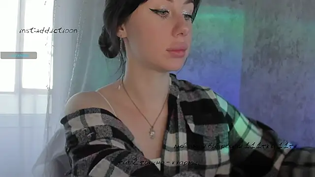 Snapshot of elena_addiction chatting on March 17, 2025, 12:25 pm elena addiction online show from March 17, 2025, 12:25 pm