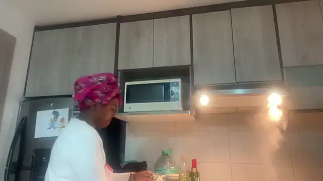 ChocolateCakeQueen online show from February 15, 2026, 3:18 am