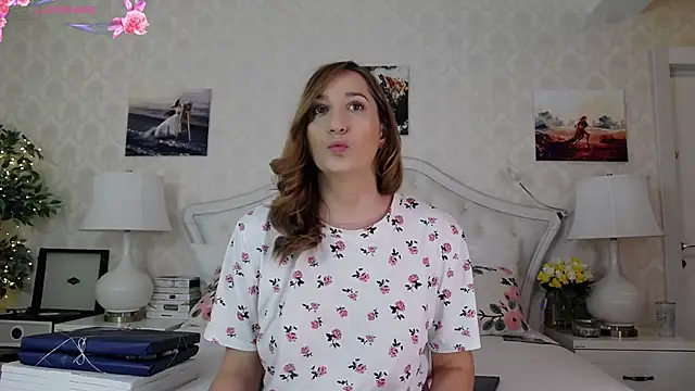 Snapshot of IreneHope chatting on May 5, 2026, 12:08 pm IreneHope online show from May 5, 2026, 12:08 pm
