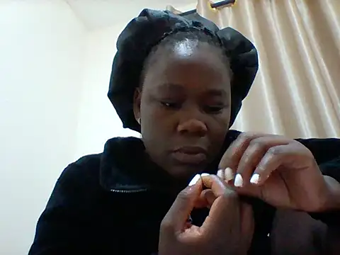 Snapshot of sexy_cutelips chatting on November 6, 2025, 1:31 am sexy cutelips online show from November 6, 2025, 1:31 am