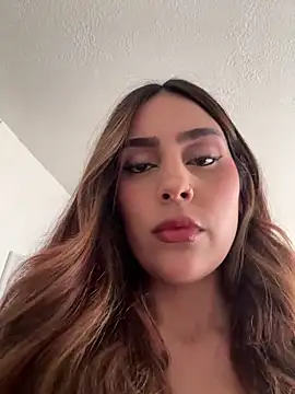 HazzelGray online show from February 4, 2026, 3:51 pm