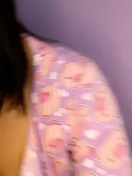 Snapshot of hannahb-e chatting on March 17, 2025, 9:57 pm hannahb-e online show from March 17, 2025, 9:57 pm