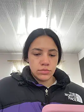 Snapshot of hannahb-e chatting on October 9, 2025, 3:12 pm hannahb-e online show from October 9, 2025, 3:12 pm