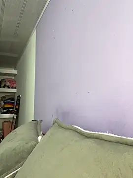 hannahb-e online show from April 19, 2026, 6:10 pm