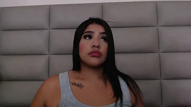 emily brontee  online show from March 13, 2025, 12:56 pm