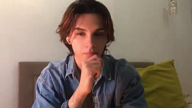 Snapshot of k0sta_ chatting on January 13, 2025, 9:31 pm k0sta  online show from January 13, 2025, 9:31 pm