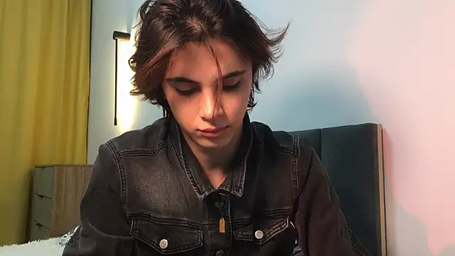 Snapshot of k0sta_ chatting on January 17, 2025, 10:00 am k0sta  online show from January 17, 2025, 10:00 am