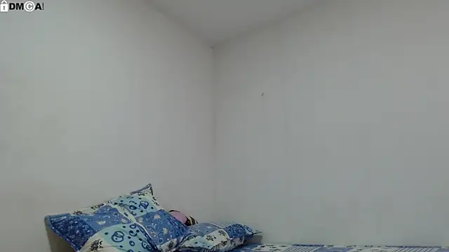 AlinaWoolf  online show from September 10, 2025, 8:30 pm