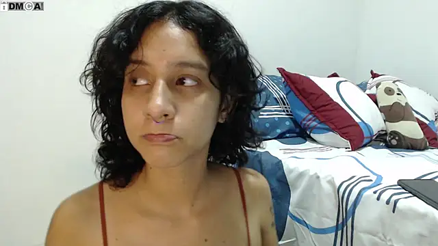 AlinaWoolf  online show from October 3, 2025, 2:59 am