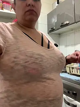 Sammy owens  online show from April 18, 2026, 10:21 pm