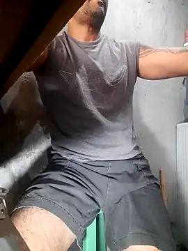 hecwil8 online show from February 12, 2026, 1:00 pm