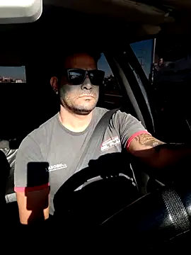 Snapshot of hecwil8 chatting on October 9, 2025, 11:22 am hecwil8 online show from October 9, 2025, 11:22 am