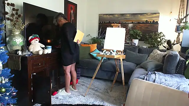 CeceilaMoon online show from December 15, 2025, 3:18 pm