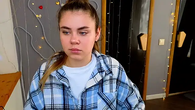 IsabellaBler online show from September 21, 2025, 5:34 am