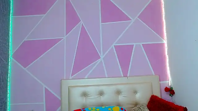 Snapshot of AngeDrty chatting on February 10, 2026, 9:47 pm AngeDrty online show from February 10, 2026, 9:47 pm