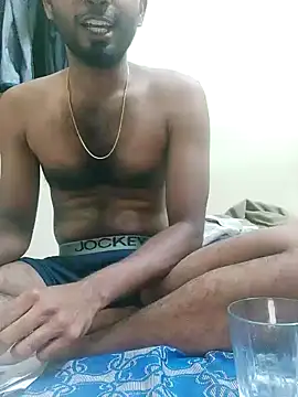 Snapshot of Csndy chatting on November 4, 2025, 5:50 pm Csndy online show from November 4, 2025, 5:50 pm