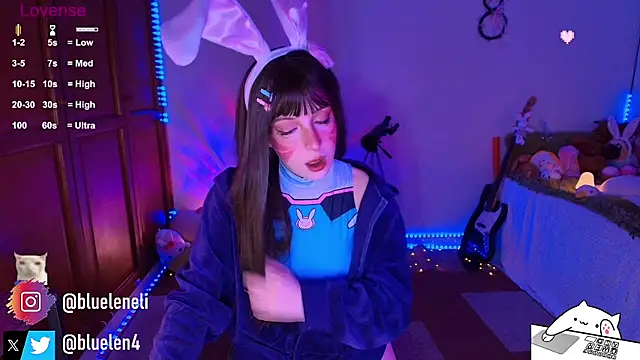 bluelen online show from April 4, 2026, 10:11 am