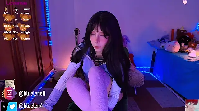 Snapshot of bluelen chatting on September 27, 2025, 11:49 am bluelen online show from September 27, 2025, 11:49 am