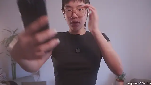 meganmei666 online show from April 15, 2026, 6:01 pm