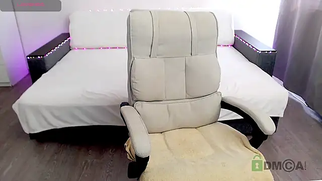 Snapshot of Kira_Winner chatting on March 20, 2025, 12:54 pm Kira Winner online show from March 20, 2025, 12:54 pm