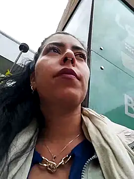 Snapshot of Emily_Wane chatting on October 29, 2025, 5:01 pm Emily Wane online show from October 29, 2025, 5:01 pm