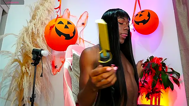 Snapshot of SharonGrowing chatting on October 23, 2025, 11:36 pm SharonGrowing online show from October 23, 2025, 11:36 pm