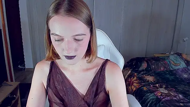 Snapshot of ice_pixie chatting on June 20, 2026, 3:50 pm ice pixie online show from June 20, 2026, 3:50 pm