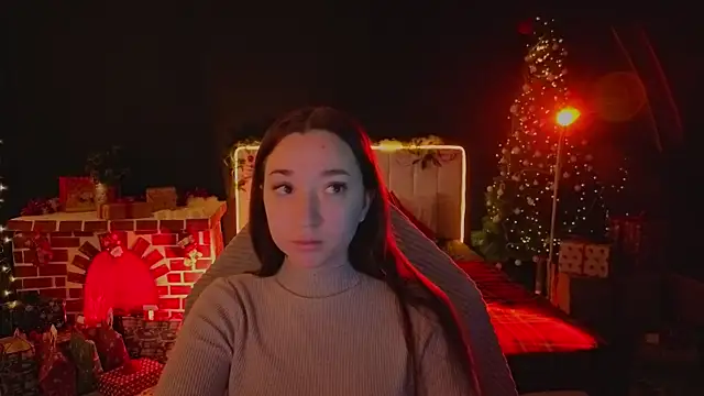 Snapshot of YasmineWest chatting on December 20, 2025, 2:58 am YasmineWest online show from December 20, 2025, 2:58 am