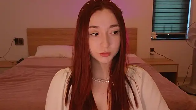 Snapshot of YasmineWest chatting on March 14, 2026, 6:41 am YasmineWest online show from March 14, 2026, 6:41 am