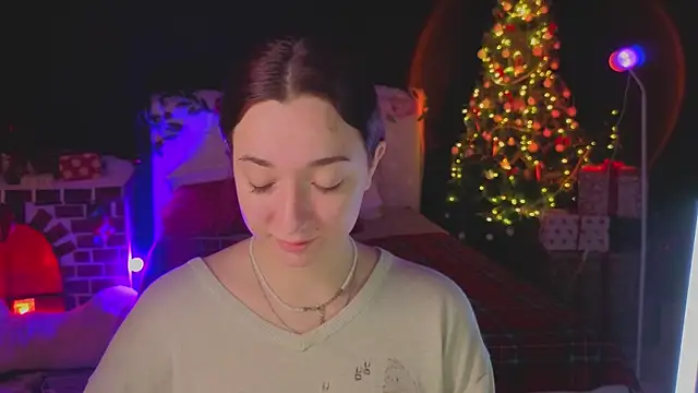 Snapshot of YasmineWest chatting on January 9, 2026, 8:54 am YasmineWest online show from January 9, 2026, 8:54 am