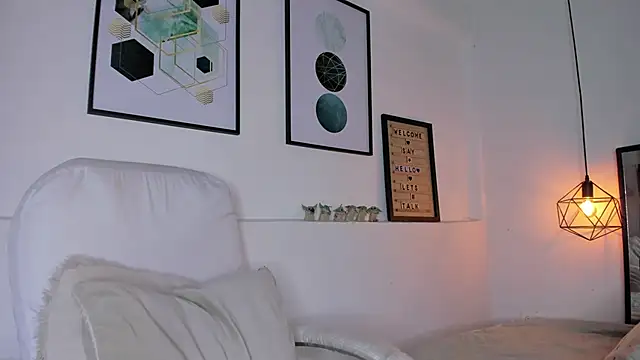 Snapshot of amysc chatting on November 25, 2025, 1:44 pm amysc online show from November 25, 2025, 1:44 pm