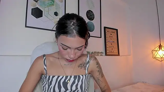 Snapshot of amysc chatting on November 21, 2025, 1:43 pm amysc online show from November 21, 2025, 1:43 pm