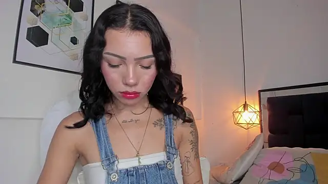 Snapshot of amysc chatting on November 10, 2025, 1:38 pm amysc online show from November 10, 2025, 1:38 pm