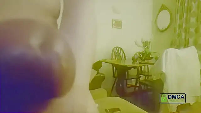 Snapshot of LongUKMakeYouSquirt chatting on March 22, 2025, 3:52 am LongUKMakeYouSquirt online show from March 22, 2025, 3:52 am