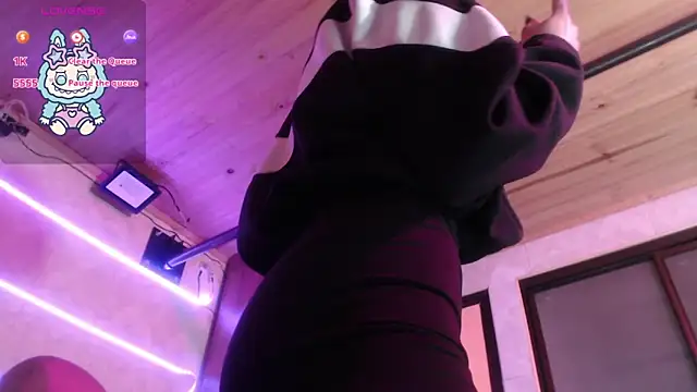 Snapshot of Sally23_ chatting on February 3, 2026, 2:00 pm Sally23 online show from February 3, 2026, 2:00 pm