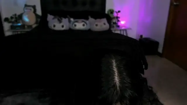 Effyss  online show from September 13, 2025, 5:07 am