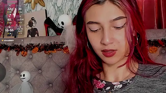 Snapshot of _Scarlett_01 chatting on November 3, 2025, 1:04 pm Scarlett 01 online show from November 3, 2025, 1:04 pm