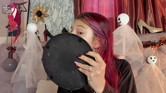 Snapshot of _Scarlett_01 chatting on October 28, 2025, 2:38 pm Scarlett 01 online show from October 28, 2025, 2:38 pm