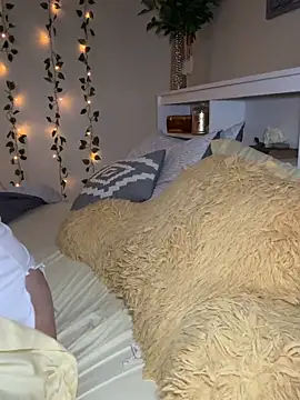 KikiBBW online show from February 22, 2026, 1:02 pm