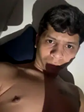 Snapshot of Joseantonio7 chatting on December 4, 2025, 8:35 am Joseantonio7 online show from December 4, 2025, 8:35 am