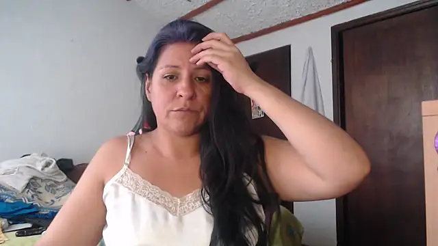 LucifernandaSw online show from June 4, 2026, 2:11 pm