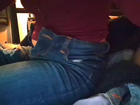 StripKi online show from March 12, 2025, 7:04 pm