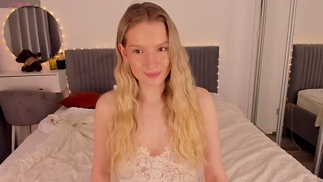 Snapshot of CassieRayss chatting on June 29, 2026, 5:12 pm CassieRayss online show from June 29, 2026, 5:12 pm