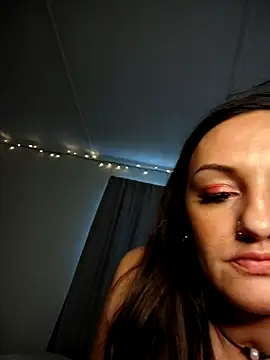 Snapshot of Summer_lovin69 chatting on November 27, 2025, 8:42 pm Summer lovin69 online show from November 27, 2025, 8:42 pm