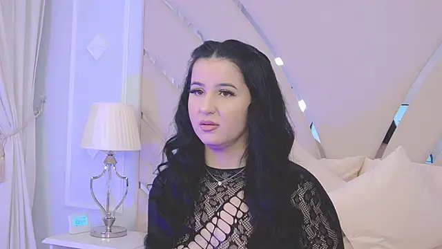 Snapshot of Amalthea_ chatting on February 3, 2025, 5:56 pm Amalthea online show from February 3, 2025, 5:56 pm