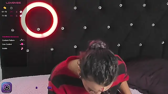 Snapshot of Lips_SaraSofia2 chatting on October 26, 2025, 8:26 am Lips SaraSofia2 online show from October 26, 2025, 8:26 am