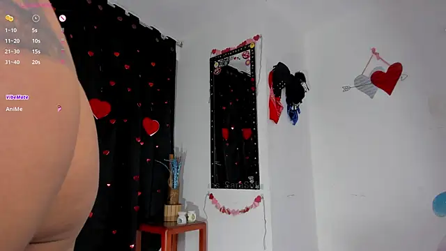 Snapshot of Lips_SaraSofia2 chatting on February 20, 2025, 1:14 am Lips SaraSofia2 online show from February 20, 2025, 1:14 am