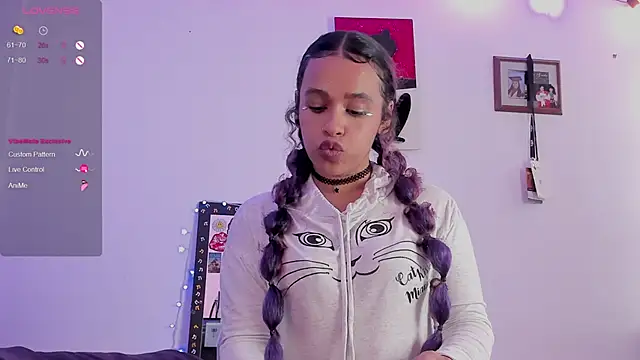 Snapshot of Lips_SaraSofia2 chatting on September 30, 2025, 2:28 am Lips SaraSofia2 online show from September 30, 2025, 2:28 am